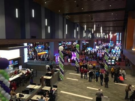 Murphy nc cherokee casino - SEPT. 29, 2022 - Harrah's Cherokee Valley River Casino and Hotel in Murphy is getting an additional 25,000 square feet of gaming floor, a 296-room hotel tower and a rooftop restaurant.